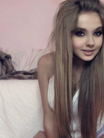 Шарлотта Новенькая Красотка фото 2